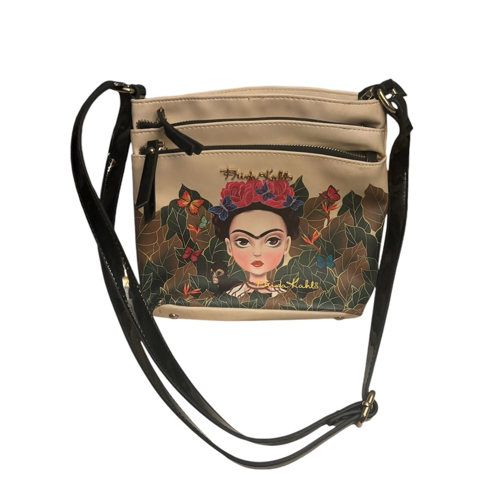 FRIDA KAHLO WOMENS BAG BEAUTIFUL AESTHETIC LOOK FOR ALL AGES